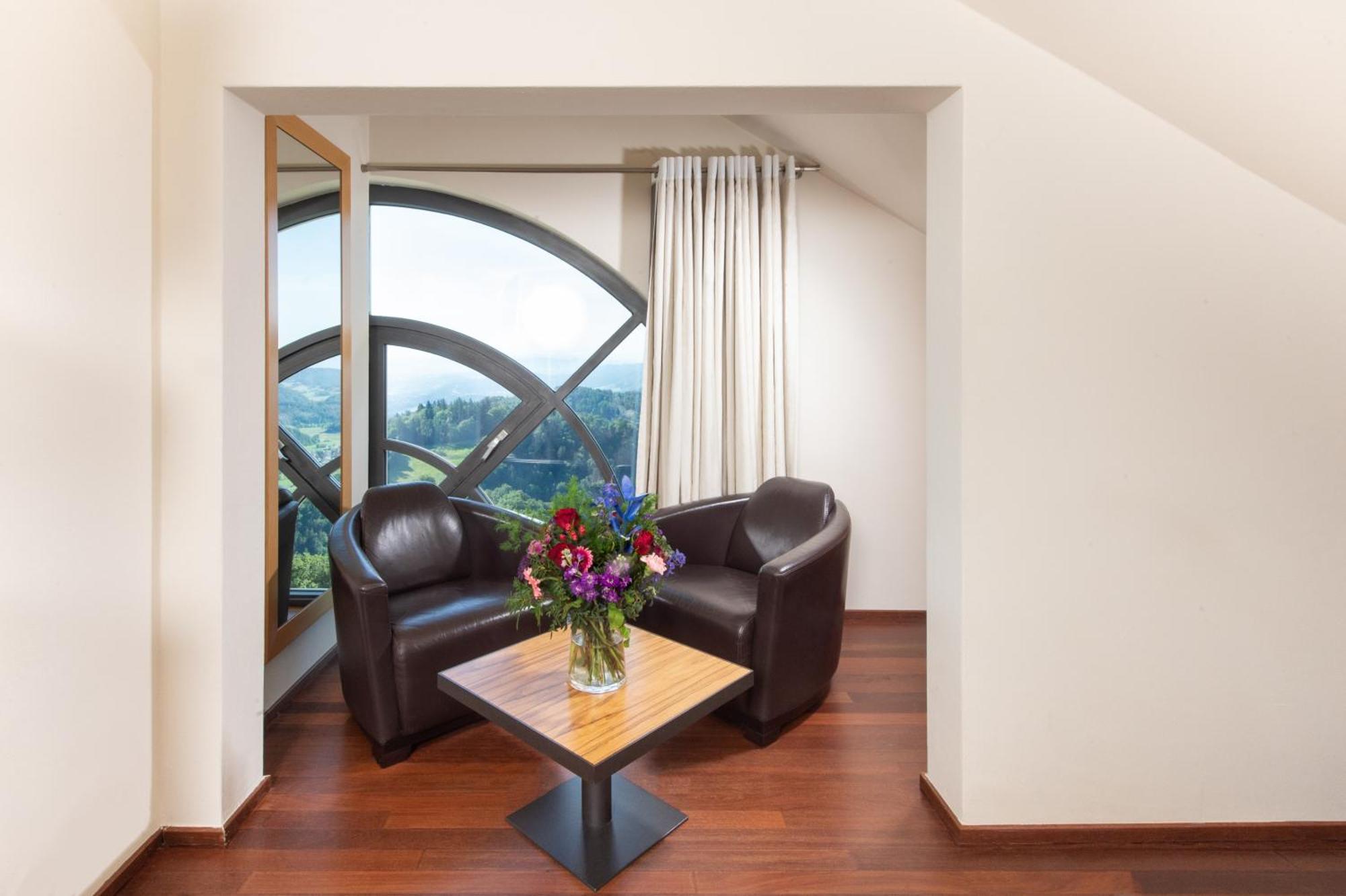 Hotel Uto Kulm Car-Free Hideaway In Zurich Bonstetten Oda fotoğraf