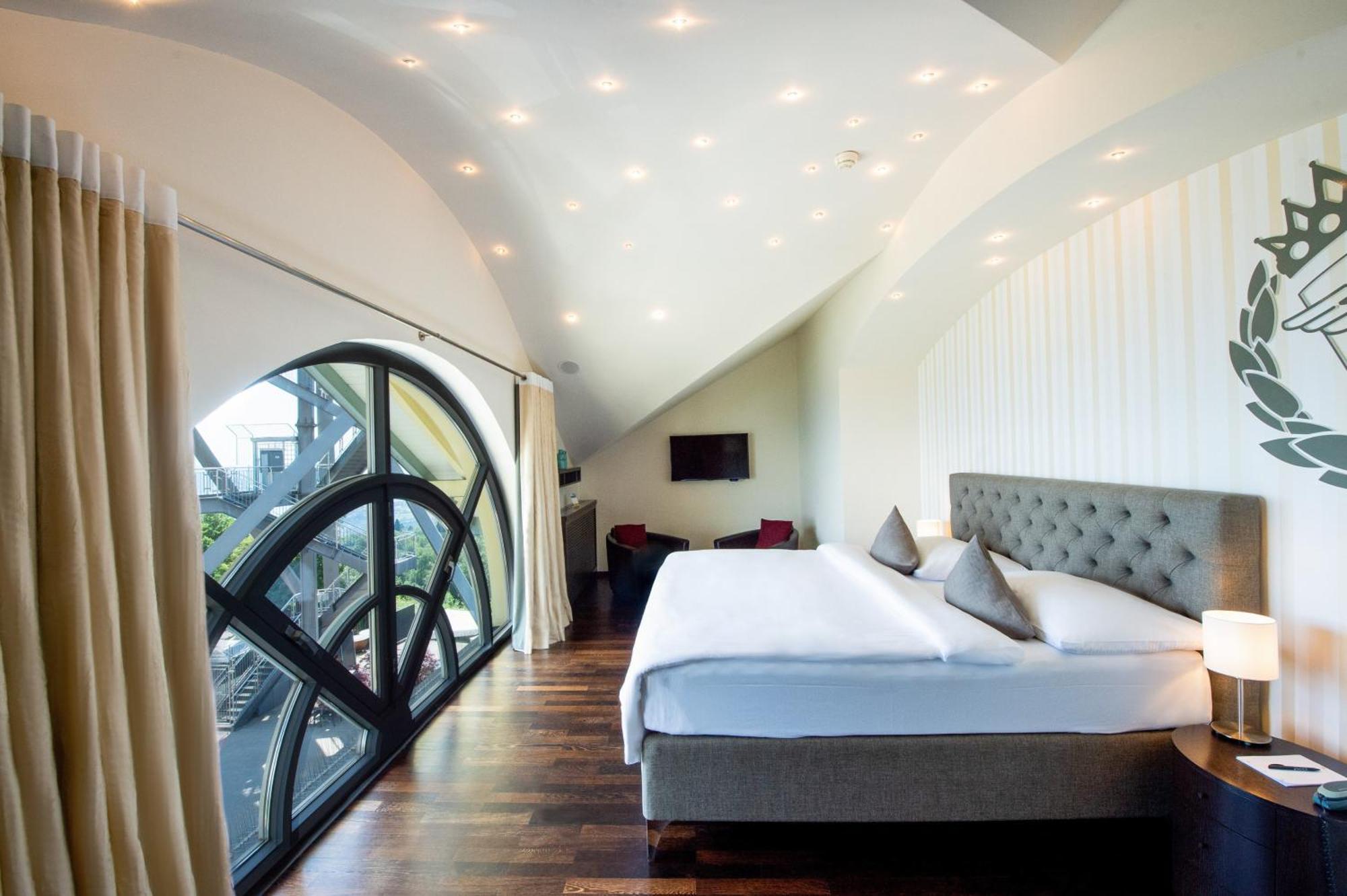 Hotel Uto Kulm Car-Free Hideaway In Zurich Bonstetten Oda fotoğraf