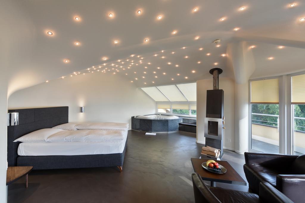 Hotel Uto Kulm Car-Free Hideaway In Zurich Bonstetten Oda fotoğraf
